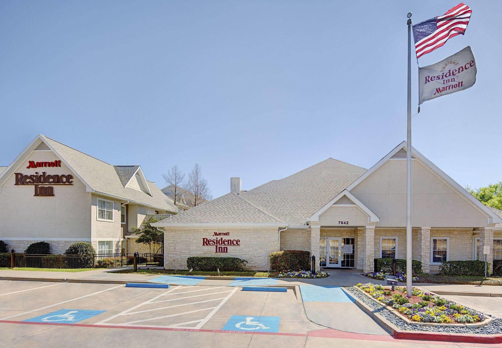 Residence Inn Dallas Park Central Εξωτερικό φωτογραφία